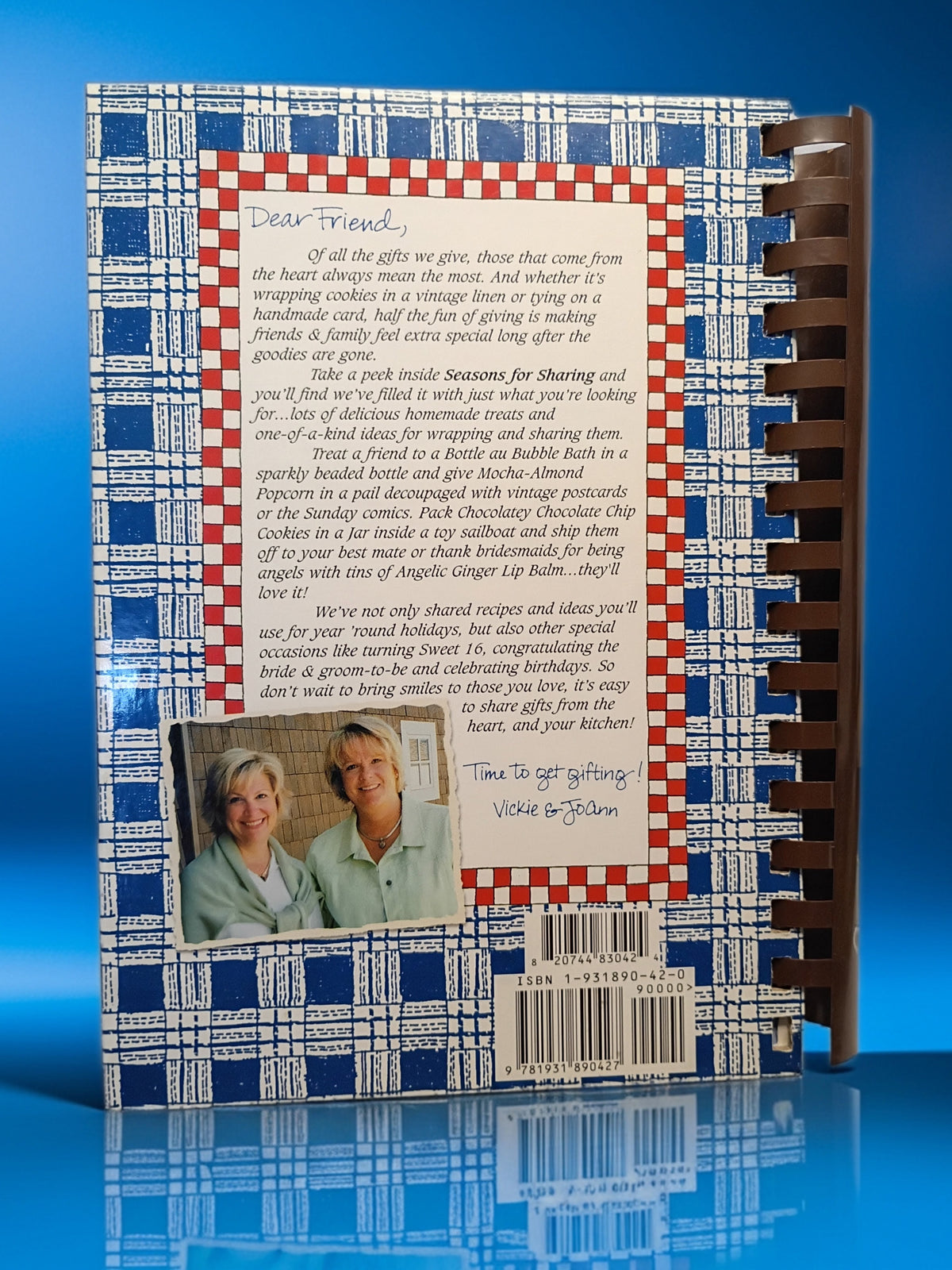 Seasons for Sharing Cookbook – Gooseberry Patch – 2004 – Good