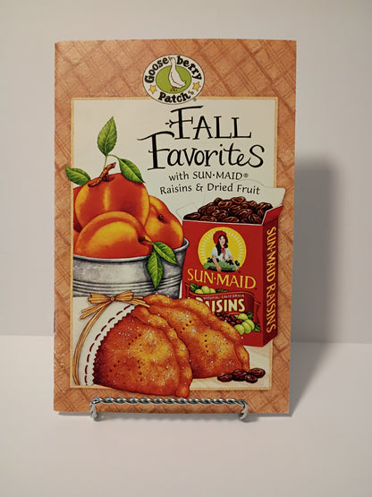 Gooseberry Patch Fall Favorites with Sun-Maid Raisins & Dried Fruit Cookbook